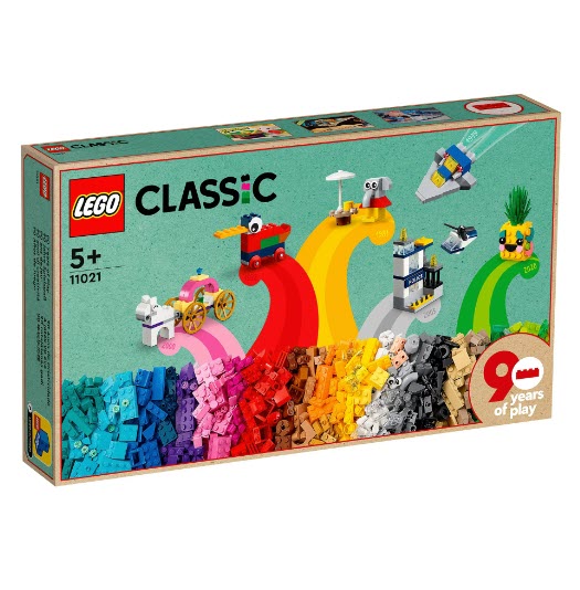 Конструктор LEGO Classic 11021 90 лет игры